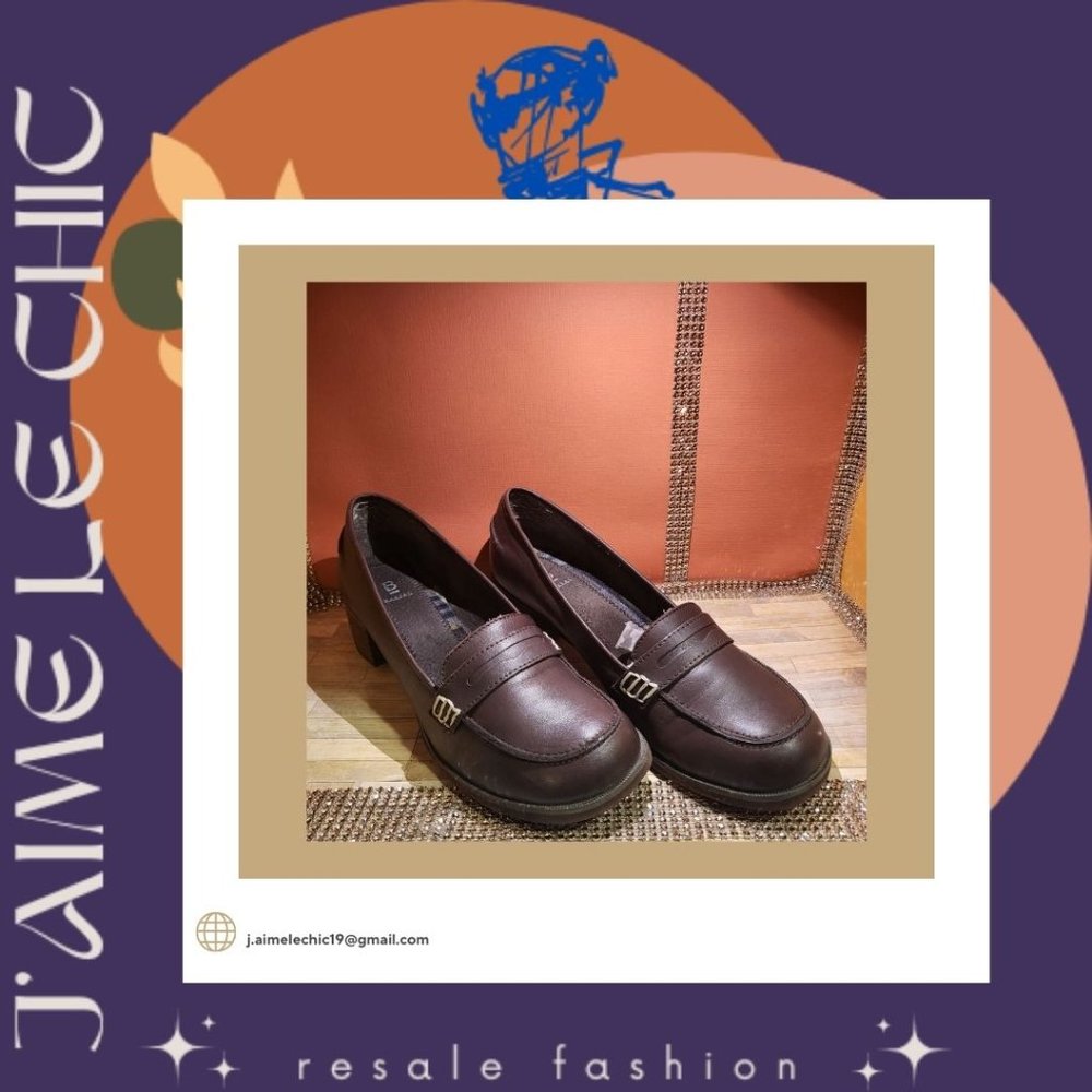 Bakers Dark Brown Kitten Heels Loafers- Never Worn With Box